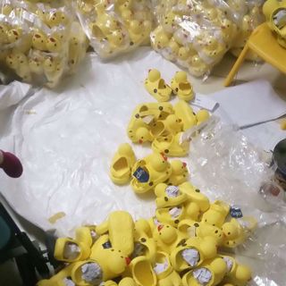 Dép vịt Thái Lan
