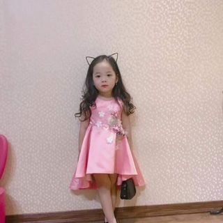 Váy tết siêu đẹp cho bé gái