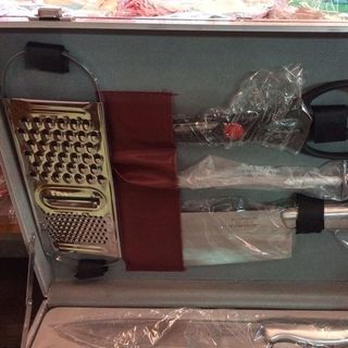 Bộ dụng cụ bếp 12 món của Alhrmain