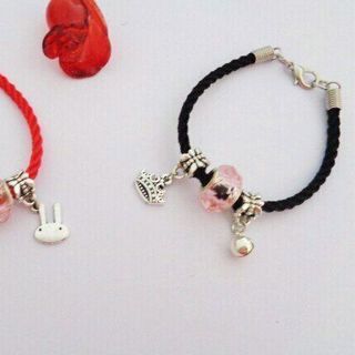 Vòng tay hạt charm đá