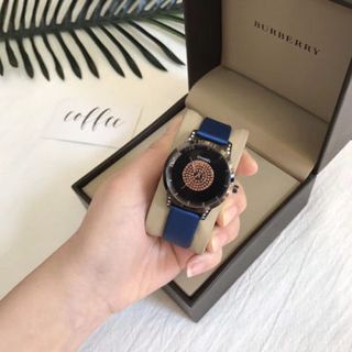 Đh nữ về