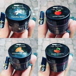 tẩy da chết môi