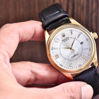 ĐỒNG HỒ SALE DÂY DA KINH ĐIỂN