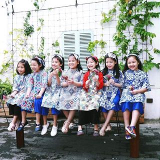 Áo dài Cô ba sài gòn gạch bông