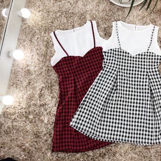 Đầm babydoll xếp li phối trắng