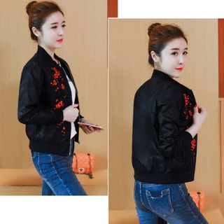 Áo Khoác Thể Thao Dù Đen Hai Lớp Thêu Hoa Đào