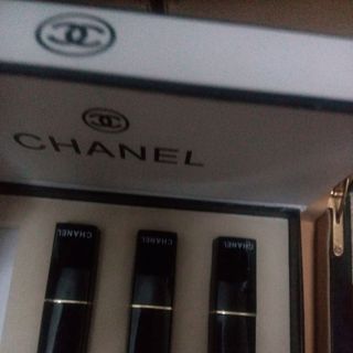 son moi chanhle 4 mau nha