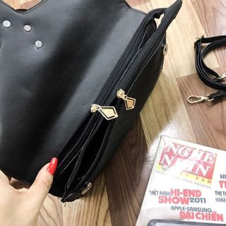 ví nữ co dây đeo