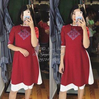 Đầm tết cách tân