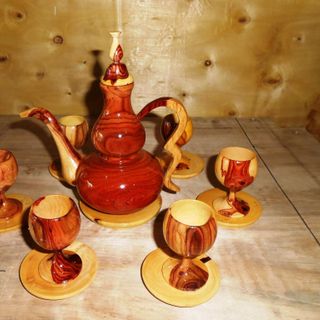 BÌNH RƯỢU GỖ TRẮC DÂY