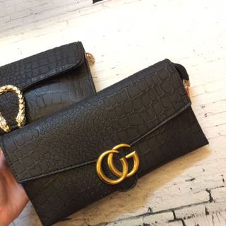 Clutch vân rắn