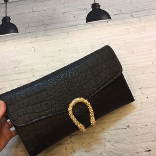 Clutch vân rắn