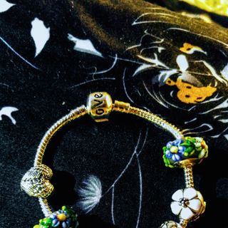vòng charm