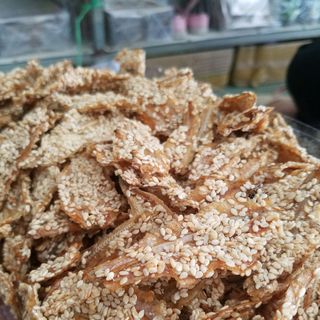 Cá mai tẩm mè ăn liền