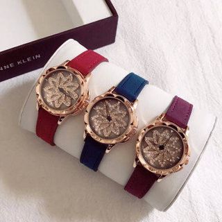 đồng hồ nữ mặt xoay