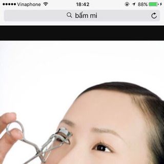 Dụng cụ bấm mi