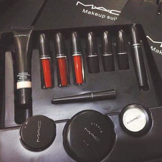 set trang điểm 12 món
