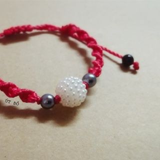 Vòng tay handmade xinh xắn