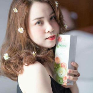 SỮA TẮM HOA HỒNG