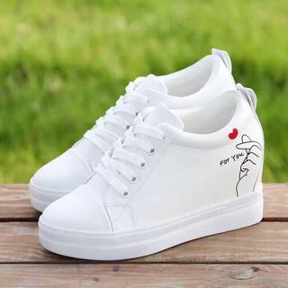 giày bata bắn tim xinh