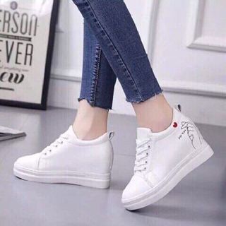 giày bata bắn tim xinh