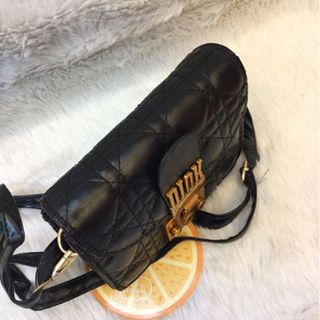 Túi xách Diok flap dáng hộp