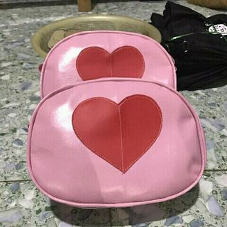 túi đeo vai hình trái tim