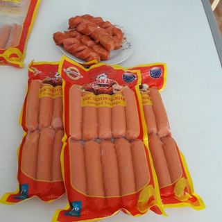 XÚC XÍCH XÔNG KHÓI THẦN ĂN