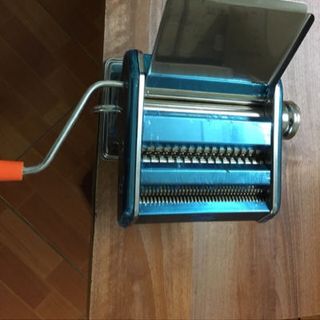 máy cán và cắt mì 2 dao