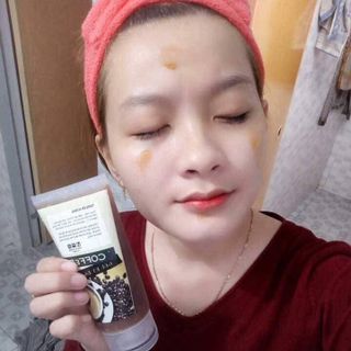 GEL TẨY TẾ BÀO CHẾT VÀ BODY 200GR