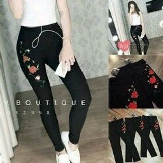 Quần legging thêu hoa