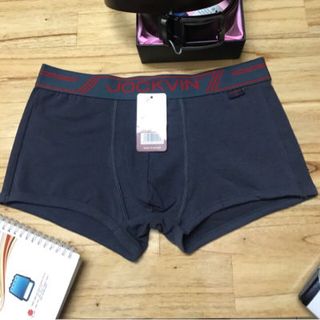 Quần lót nam boxer