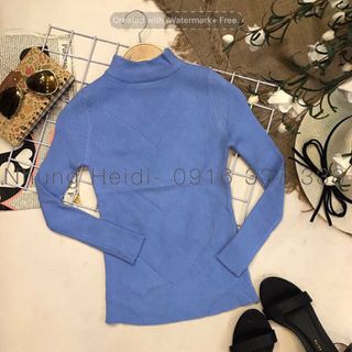 Áo len cổ lọ thấp