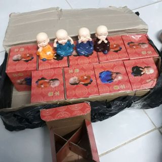 bộ 4 chú tiểu 4 không