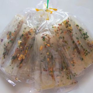 Bánh tráng cuộn hànhmuốiđậu