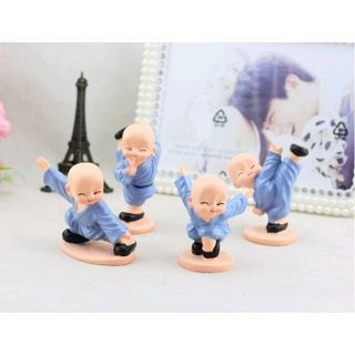 bộ 4 chú tiểu múa quyền