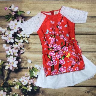 Áo dài bé gái màu đỏ Ri 8 cái