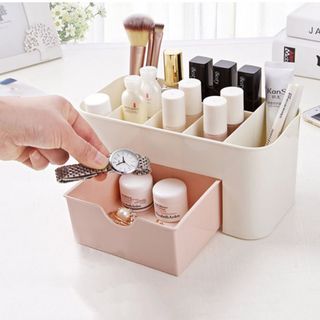 KỆ ĐỰNG ĐỒ TRANG ĐIỂM NHỰA