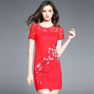 Đầm Đỏ Phối Ren In Cành Đào Form Rộng