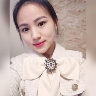 sét váy trắng nơ