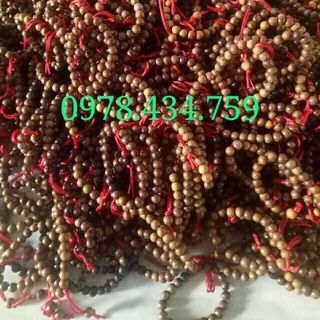 Chuyên sỉ vòng dâu tằm cho bé