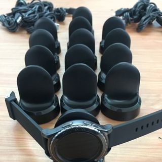 Dock sạc gear S2 S3