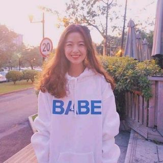 Áo hoodie in BABE
