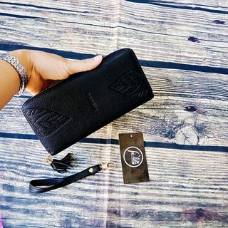 Ví cầm tay chiếc lá hàng viêt nam