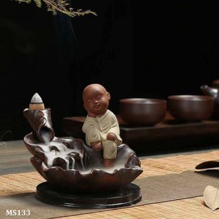 Thác khói trầm hương