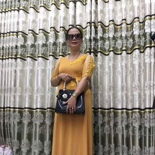 Đầm dạ hội trung niên