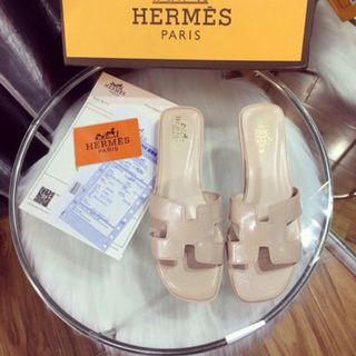 DÉP CHỬ H LÀ HÀNG LOẠI CHẤT DA SIÊU MỀM ĐẾ CHỐNG TRƯỢT - FULLBOX HỘP HÃNG Sz 35-39 Màu đen - nâu--kem