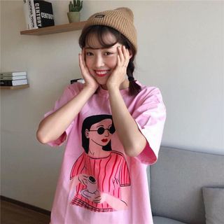 Áo thun tay lửng cô gái