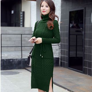 váy len túi cổ lọ