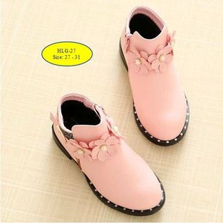 Boots đính hoa